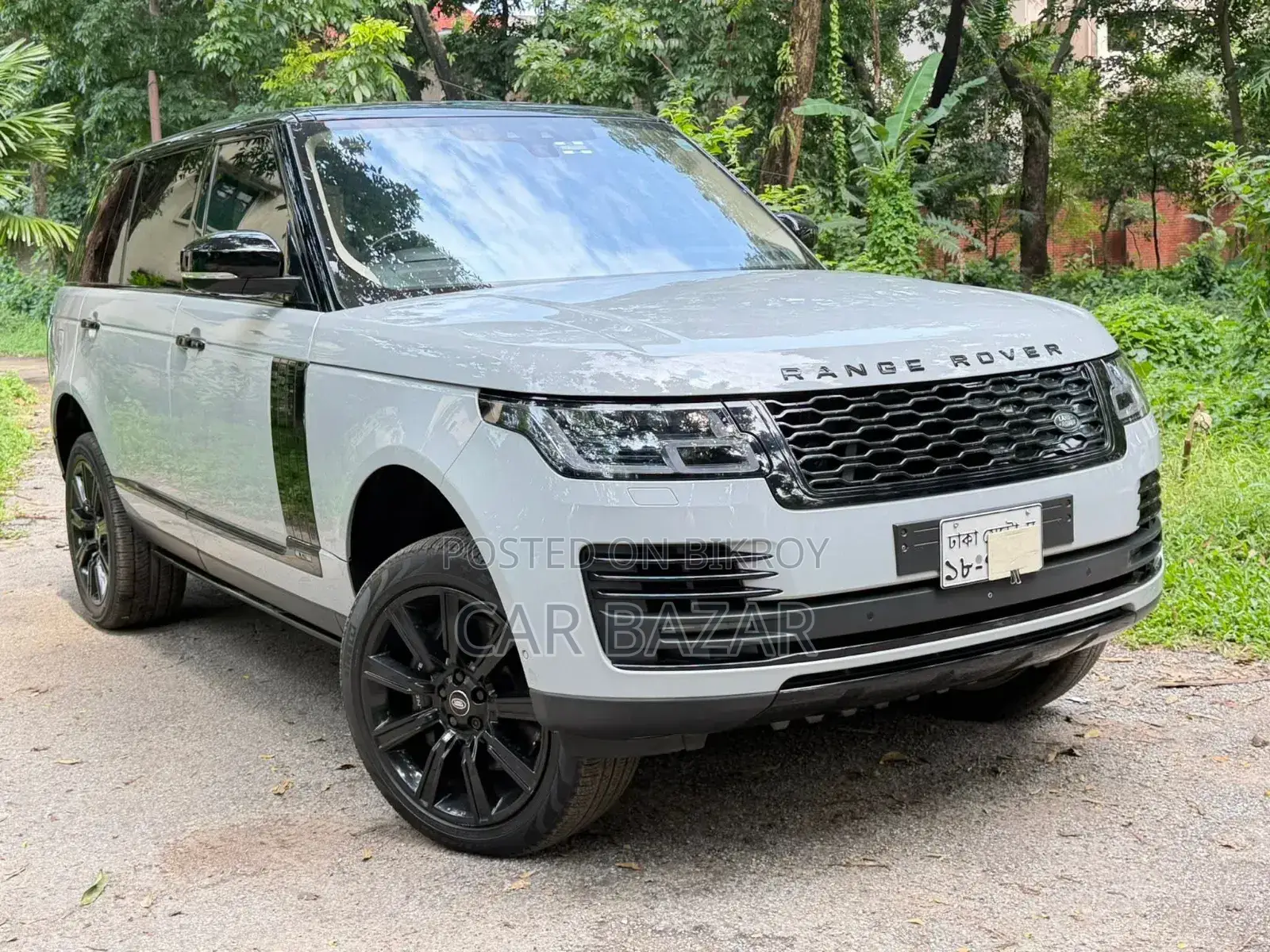 Land Rover Range Rover Vogue 2019 Pearl