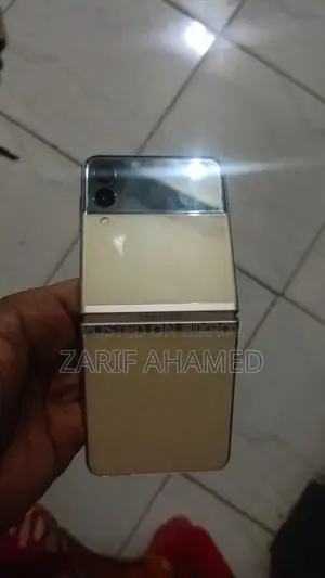 Samsung Galaxy Z Flip 3 128 GB White