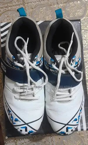 Hs Camo High Quality Cricket Shoe Best For Cricket Practice