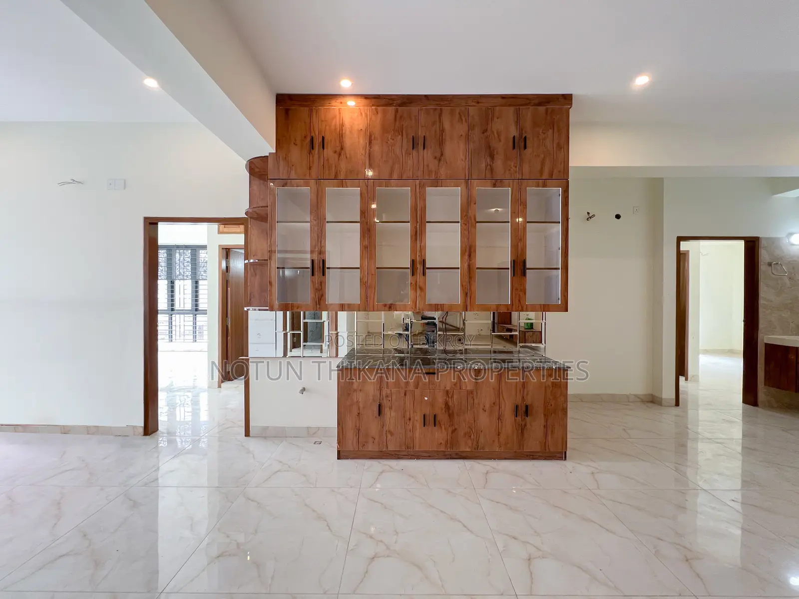 4bdrm Apartment in Basundhara for Rent