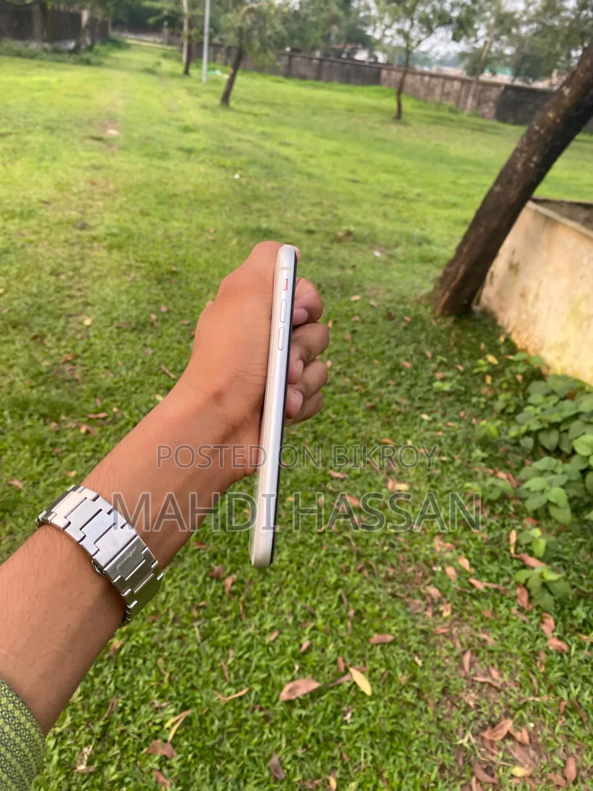 Apple iPhone 11 64 GB White