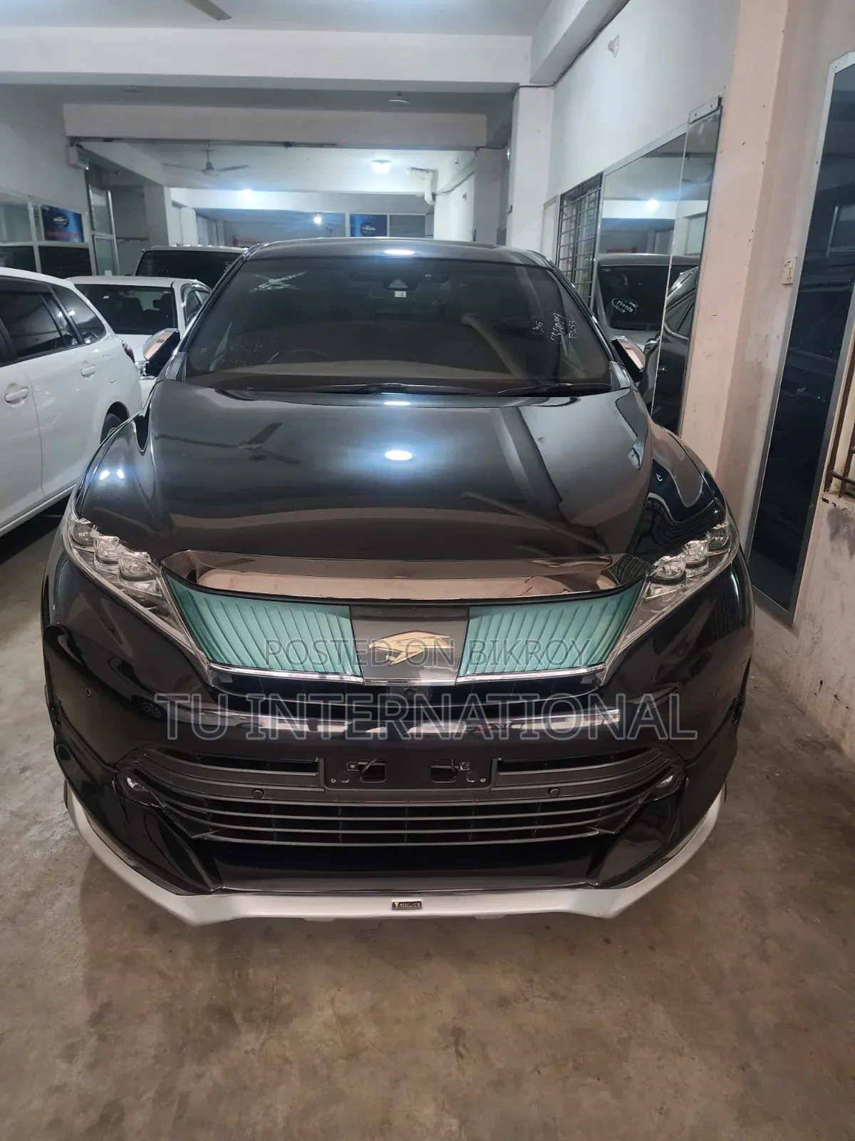 Toyota Harrier 2020 Black