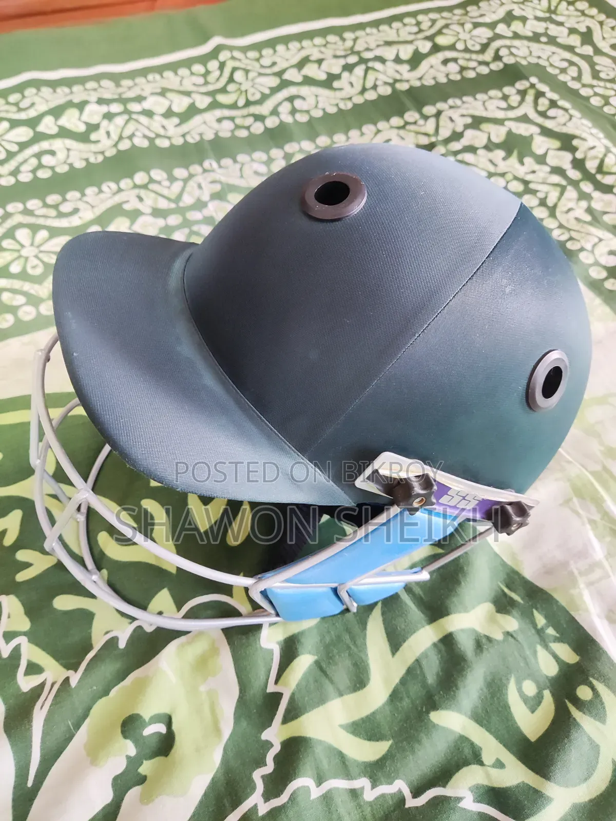 Professional Cricket Helmet