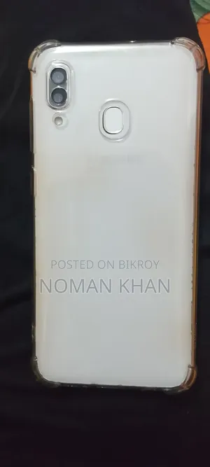 Samsung Galaxy A30 32 GB White