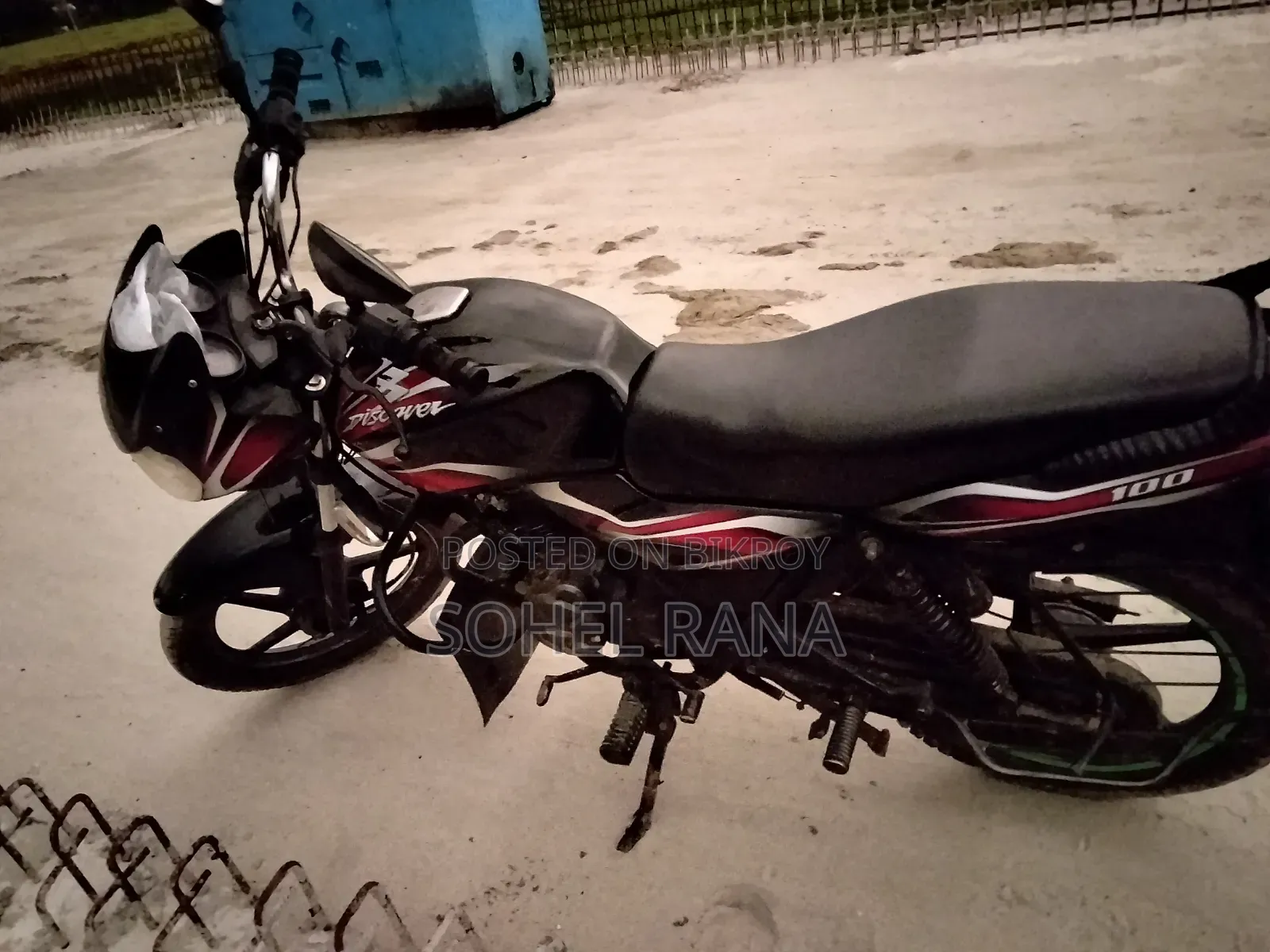 Bajaj Discover 100 2013 Black
