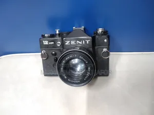 Zenit 12xp Film Camera With Helios 44m-7 Lens Yashica Flash