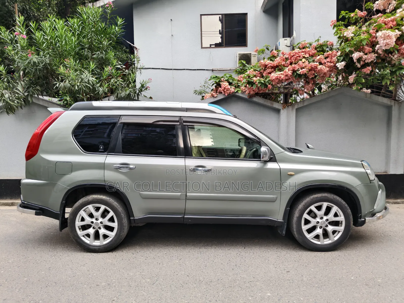 Nissan X-Trail 2012 Gray