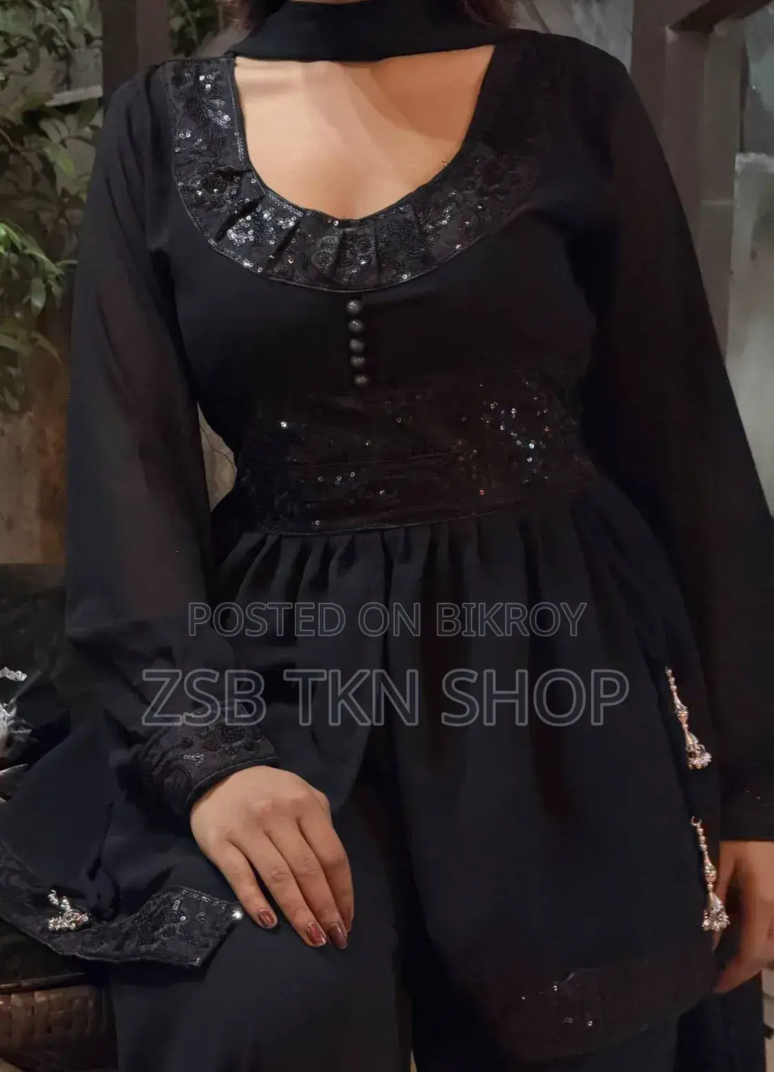 Blast Offer: Most Demanding Mariam Cut 3-Piece