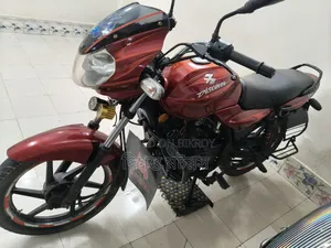 Bajaj Discover 135 2010 Red