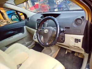 Toyota Passo Sette 2009 Black