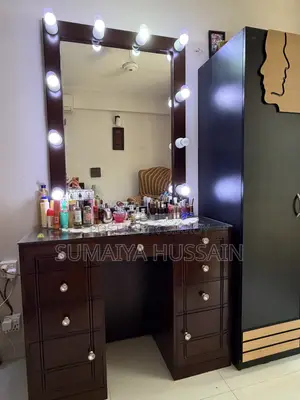 Urgent Sale: Modern Makeup Vanity With Mirror Drawers