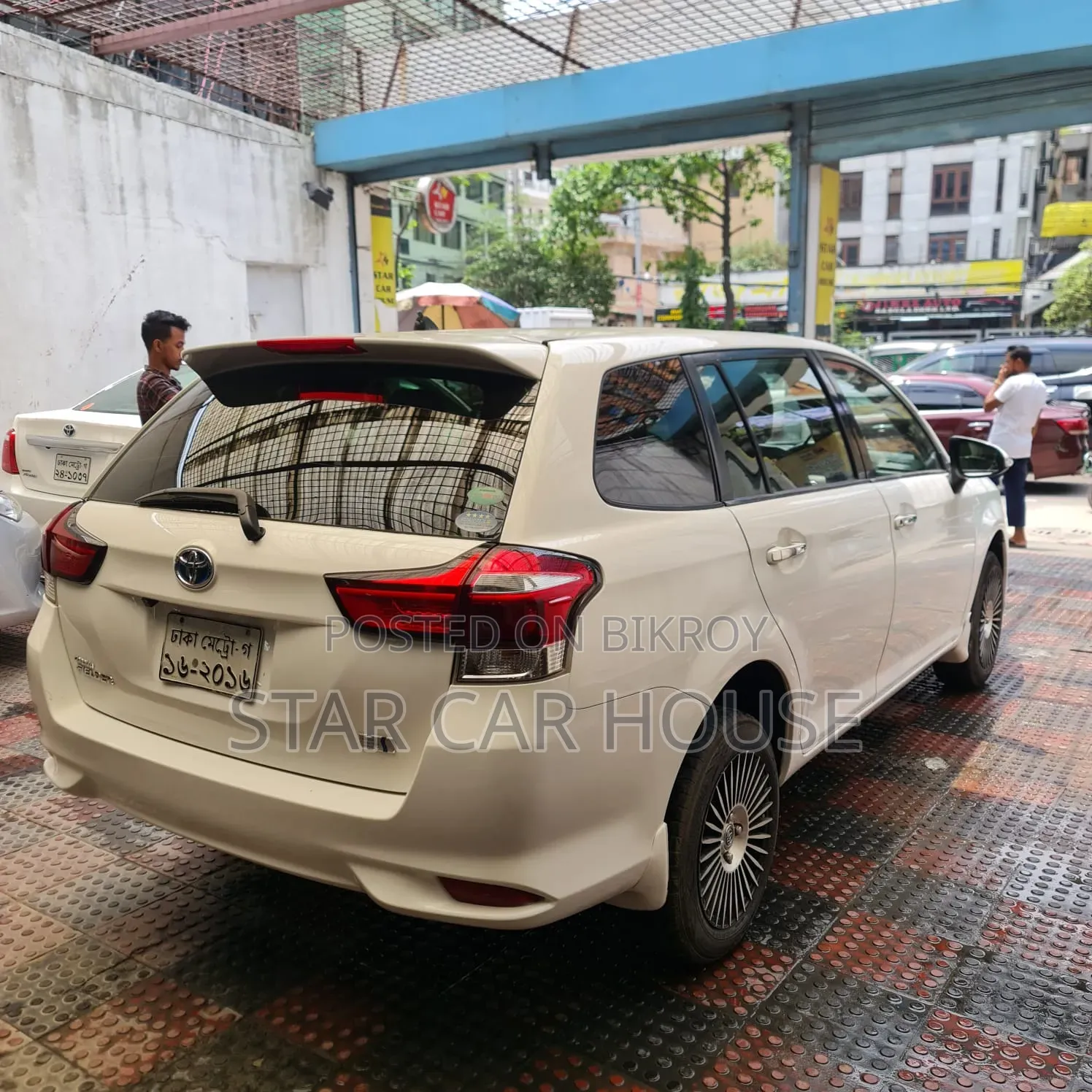 Toyota Corolla Fielder 2017 White