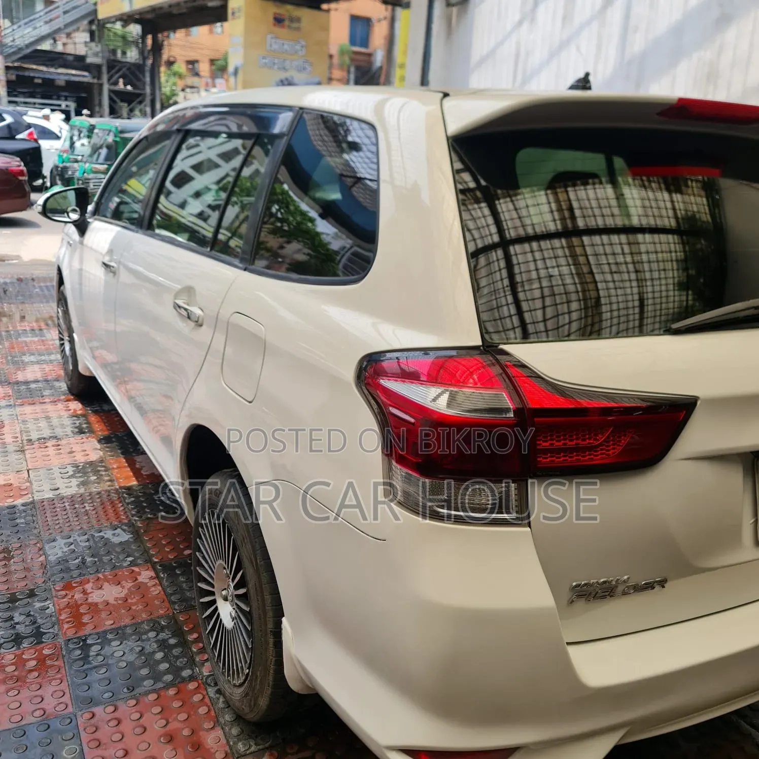 Toyota Corolla Fielder 2017 White