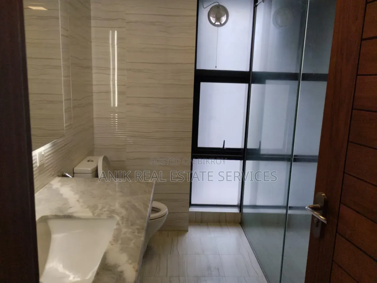 4-bedroom Apartment in Anik Real Estate, Gulshan for Rent