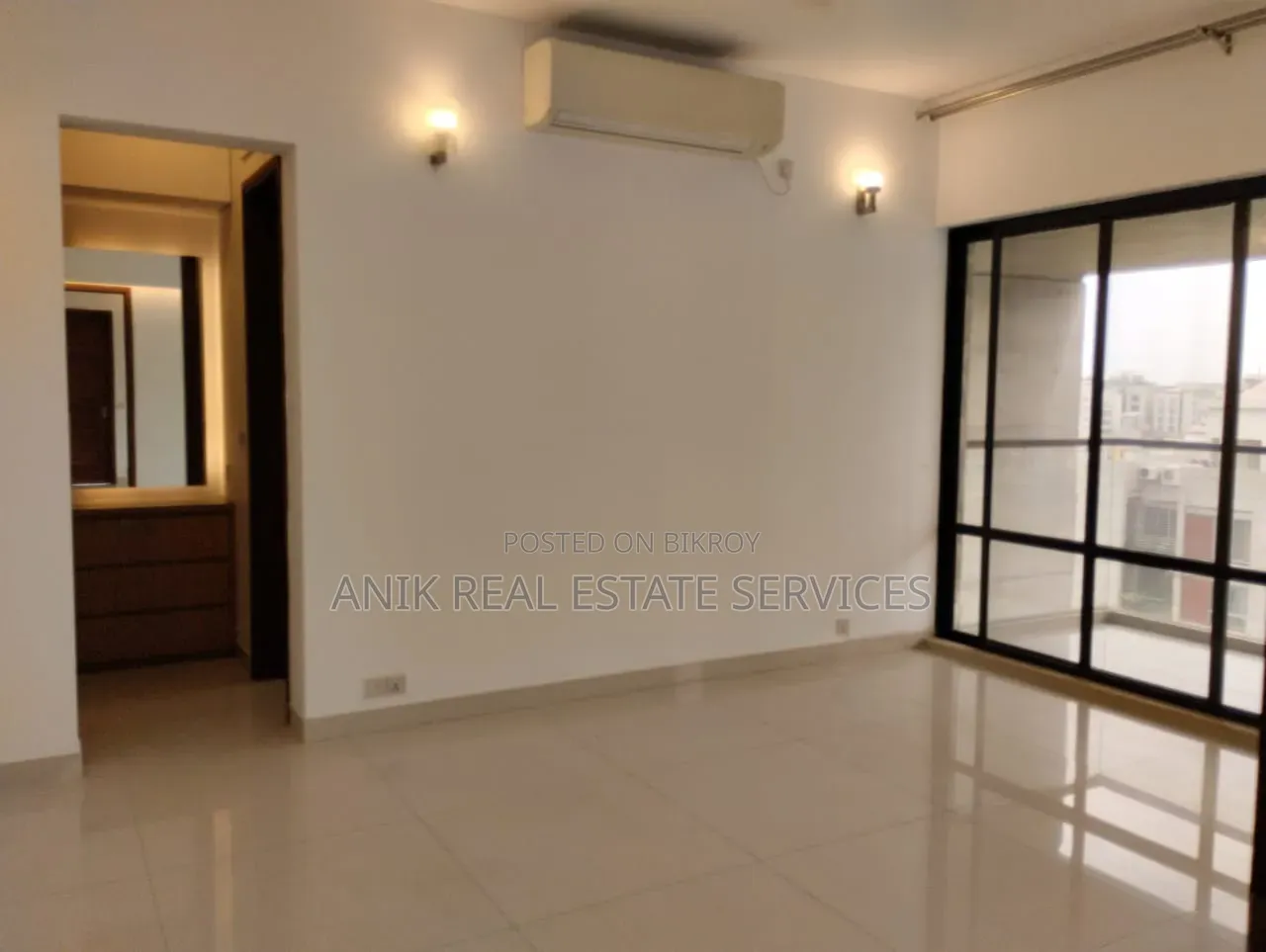 4-bedroom Apartment in Anik Real Estate, Gulshan for Rent