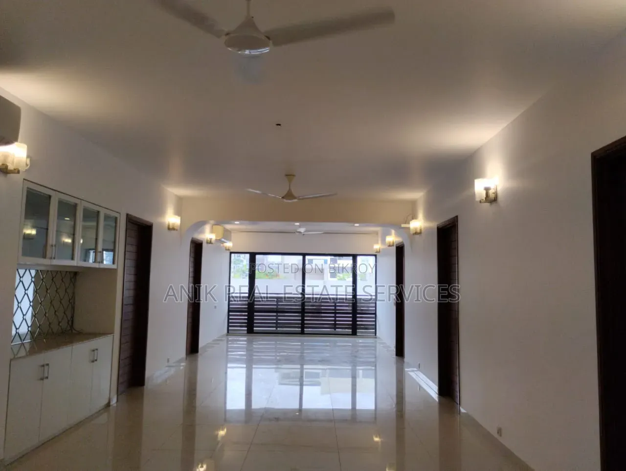 4-bedroom Apartment in Anik Real Estate, Gulshan for Rent