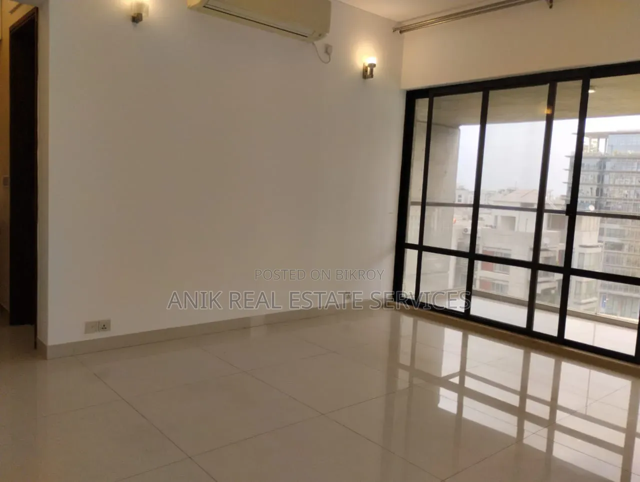 4-bedroom Apartment in Anik Real Estate, Gulshan for Rent