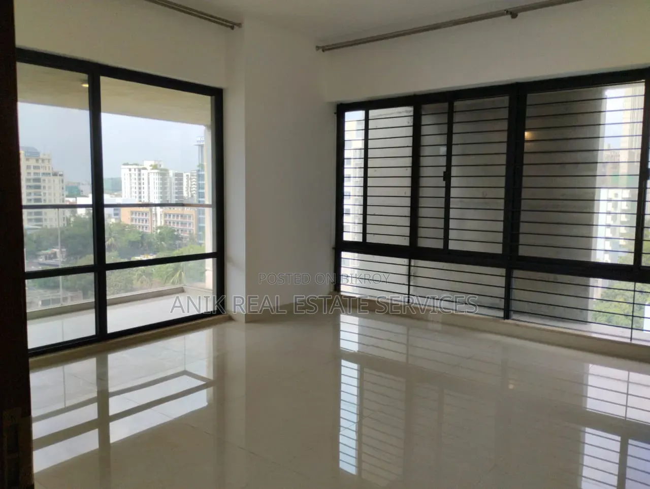 4-bedroom Apartment in Anik Real Estate, Gulshan for Rent