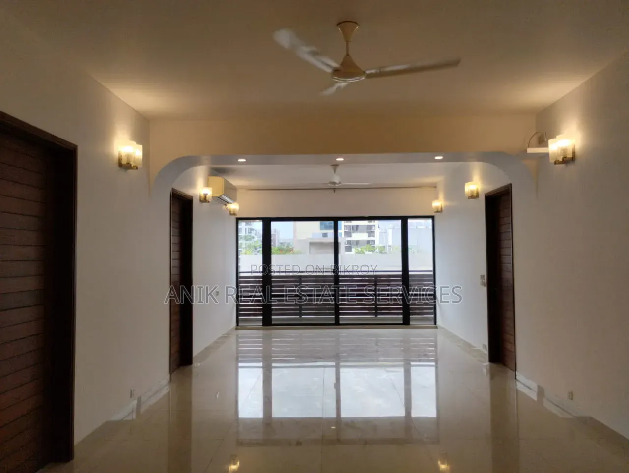 4-bedroom Apartment in Anik Real Estate, Gulshan for Rent