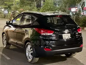 Hyundai Tucson GL FWD 2012 Black
