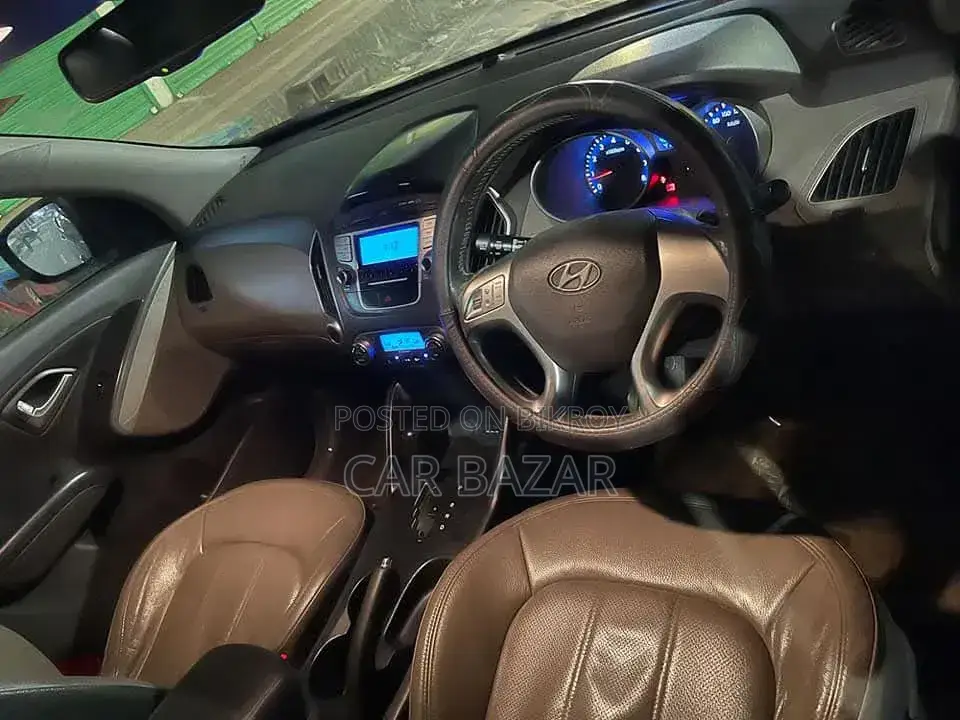Hyundai Tucson GL FWD 2012 Black