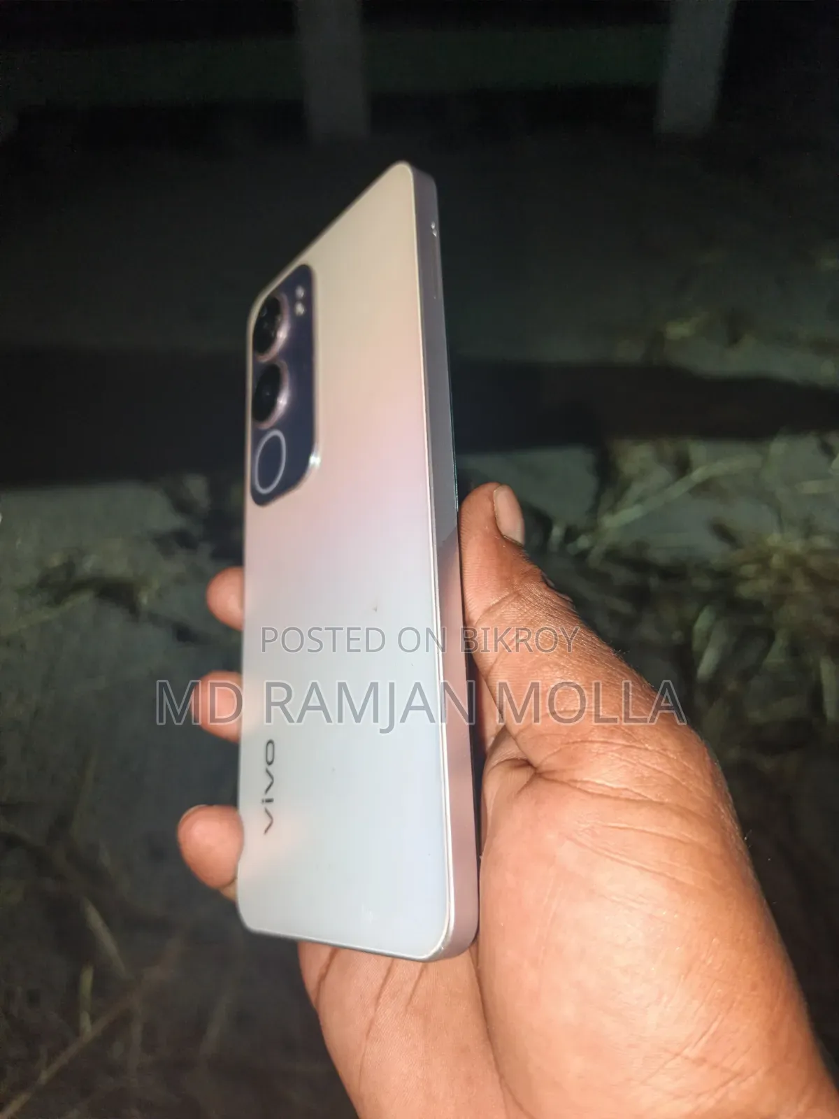 Vivo Y19s 128 GB Silver
