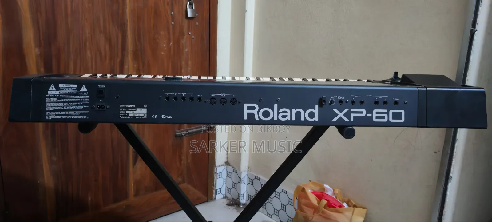 Roland XP 60 Keyboard