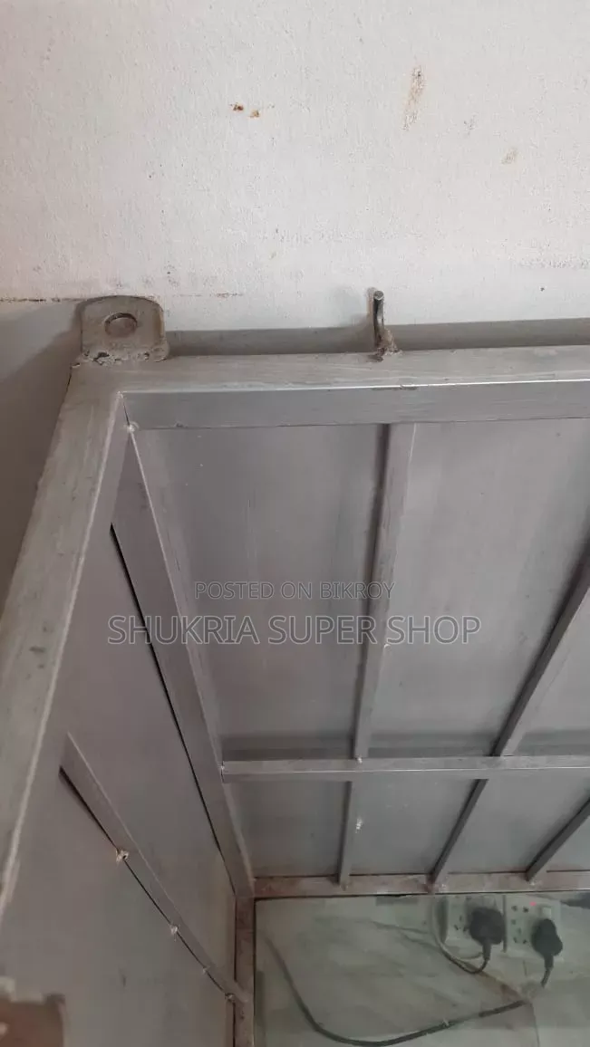 Ss Ms দিয়ে তৈরি মজবুত ডিসপ্লে কাউন্টার লক সিস্টেমসহ বিক্রয় হবে