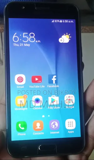 Samsung Galaxy J5 8 GB Black