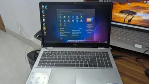 Laptop Dell Inspiron 15 5000 8GB Intel Core i7 HDD+SSD 1T