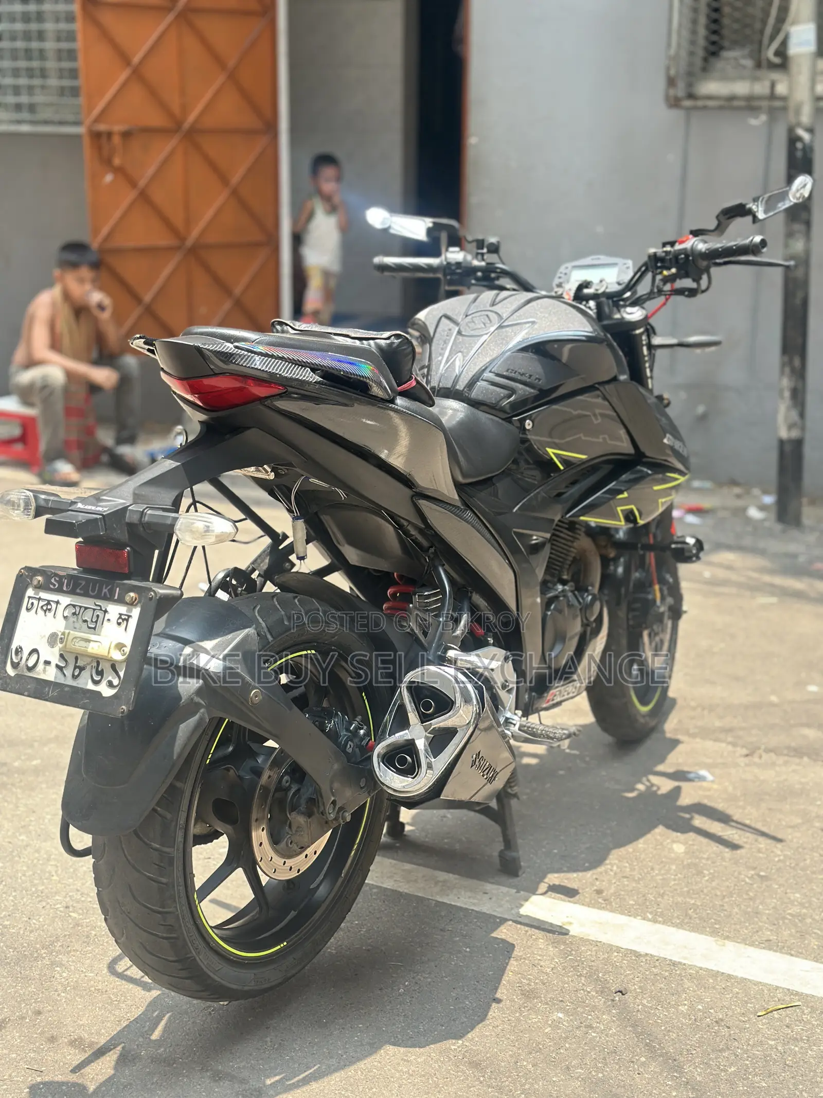 Suzuki 2023 Black