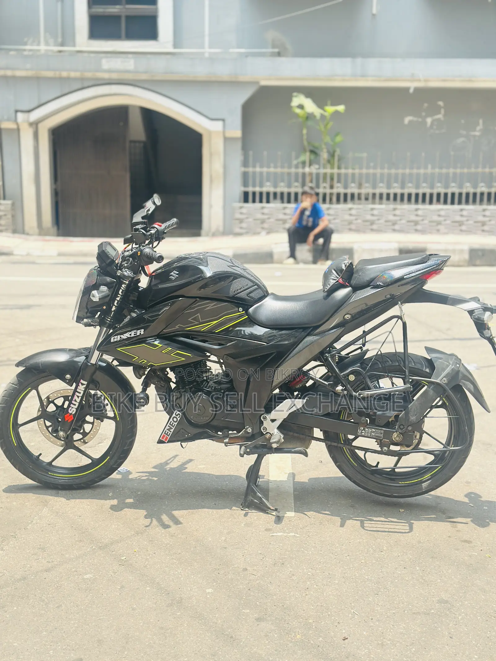 Suzuki 2023 Black