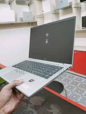 Laptop HP EliteBook 845 G8 16GB AMD Ryzen 5 SSD 16 GB