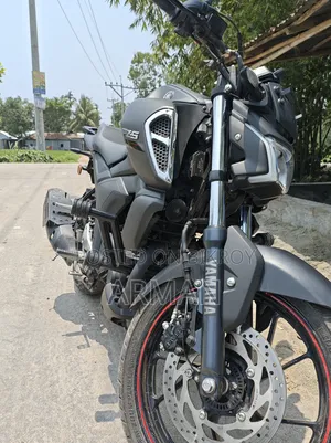 Yamaha 2024 Black