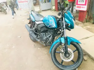 নতুন Yamaha 2017 ব্লু