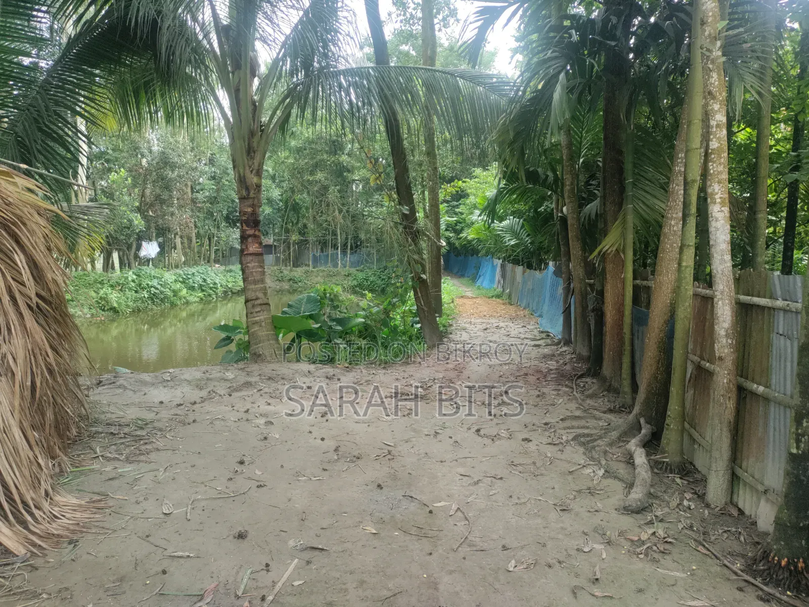 6-bedroom House in Postim Poran, Pirgacha for sale