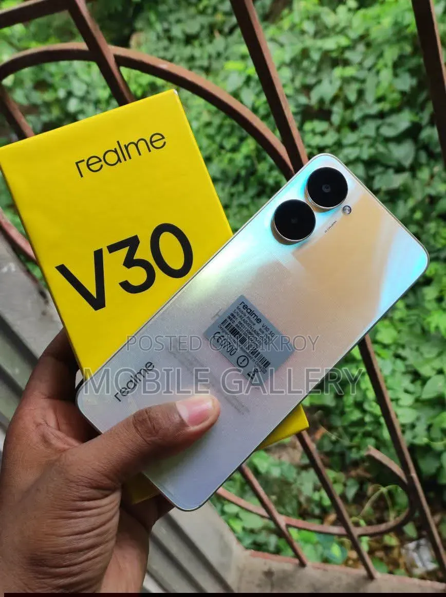 New Realme V30 128 GB Gold