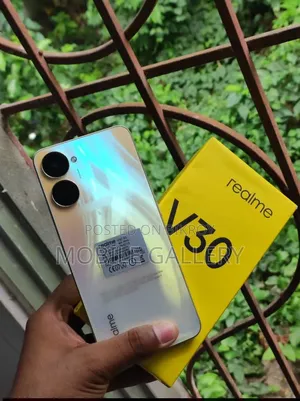 New Realme V30 128 GB Gold