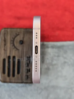 Apple iPhone 15 128 GB Pink