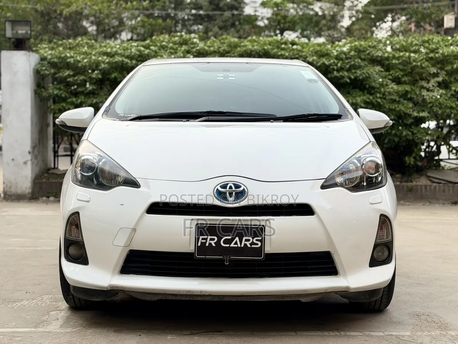 Toyota Aqua 2013 Pearl