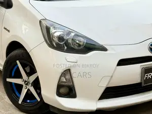 Toyota Aqua 2013 Pearl