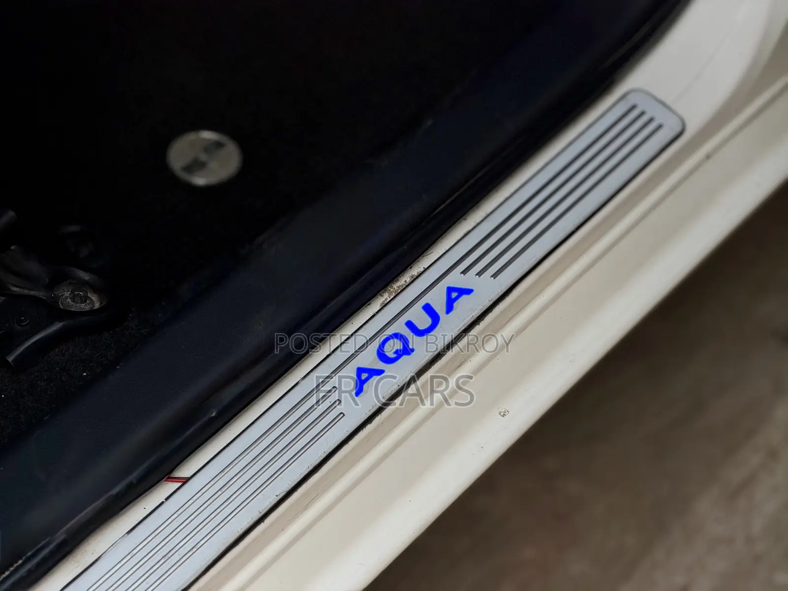 Toyota Aqua 2013 Pearl