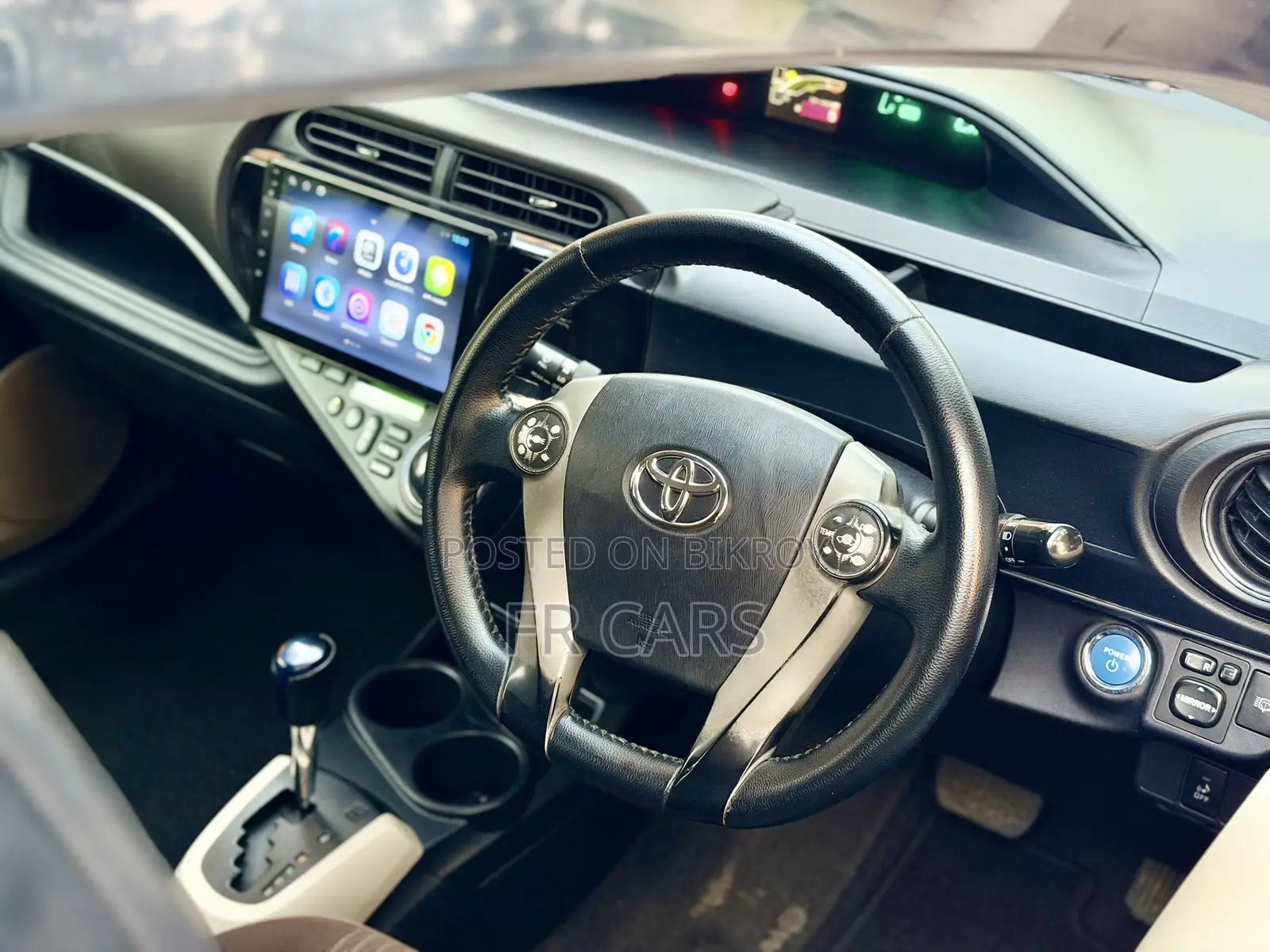 Toyota Aqua 2013 Pearl