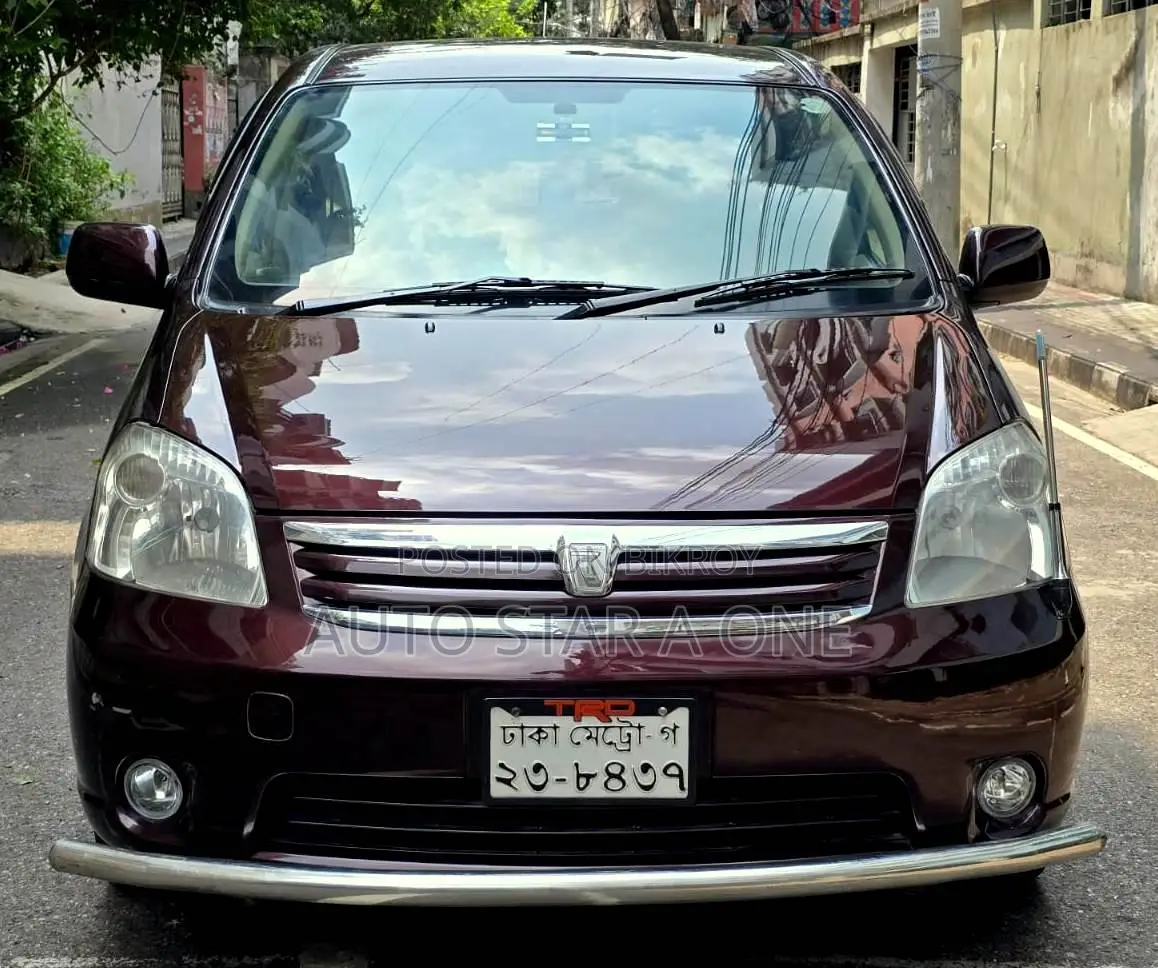 Toyota Raum 1.5 FWD 2005 Maroon