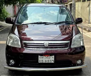 Toyota Raum 1.5 FWD 2005 Maroon