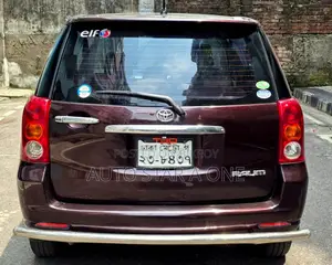 Toyota Raum 1.5 FWD 2005 Maroon