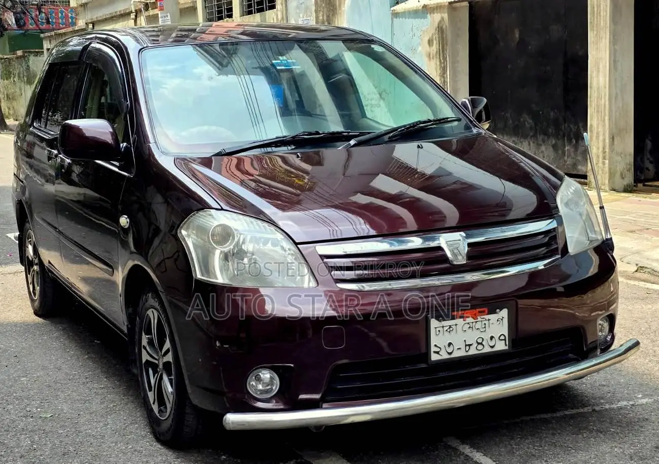 Toyota Raum 1.5 FWD 2005 Maroon