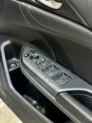 Honda Insight EX 2019 Pearl