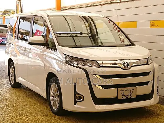 Toyota Noah 2022 Pearl