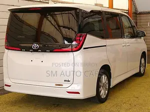 Toyota Noah 2022 Pearl